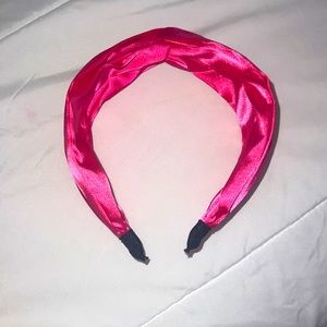 Impeccable pig hot pink silk nodded headband
